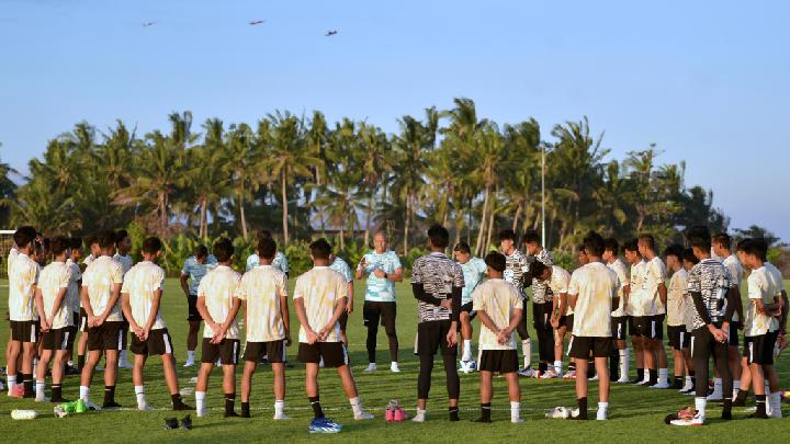 Nova Arianto Akui Ada Perbedaan Standard Pemain Inti lalu Cadangan di area di Timnas U-17 Indonesia