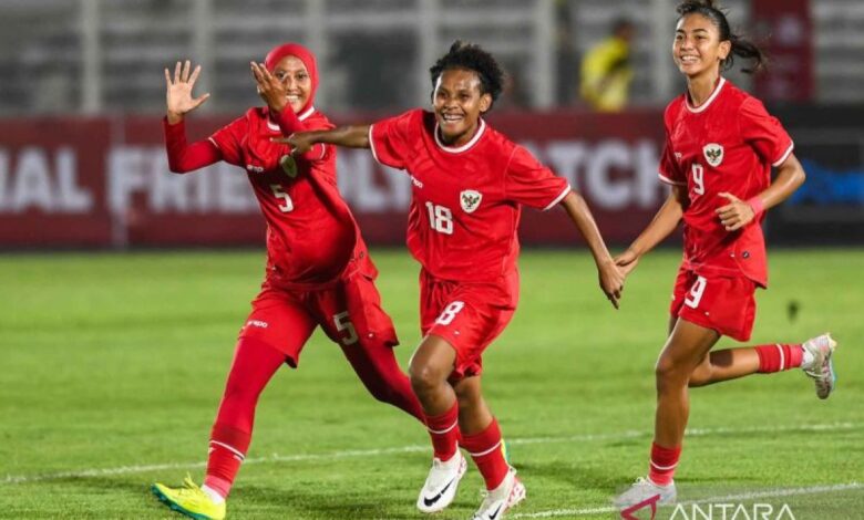 Erick minta warga doakan timnas putri raih hasil terbaik final AFF