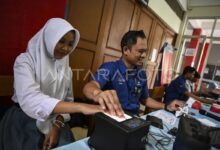 Hal ini adalah cara kerja KTP-el sebagai kunci kontak kendaraan beroda dua motor