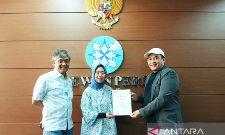 Apa fungsi Dewan Pers sebagai lembaga yang digunakan melindungi kemerdekaan pers