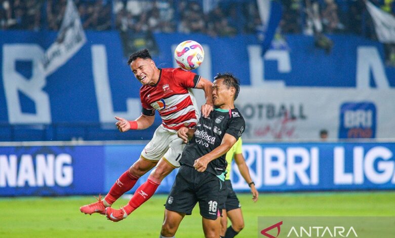 Madura United tahan imbang Persib Bandung 0-0 dalam di kandang