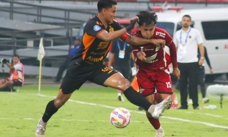 Carlos Pena kecewa dengan permainan Persija pada waktu kalah dari PSM