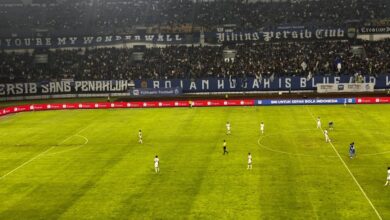 Persib Bandung kokoh pada puncak klasemen usai tekuk Persik Kediri 4-1