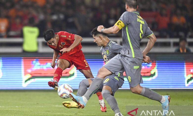 Jadwal Kompetisi 1 Indonesia: tersajinya laga besar Persebaya vs Persib