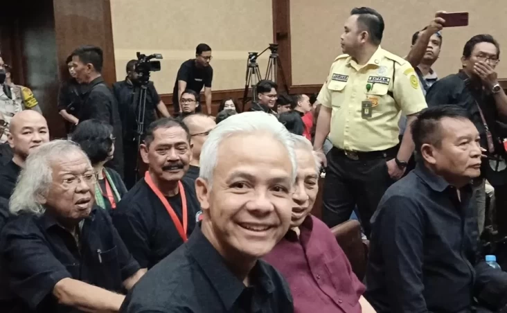 Ganjar Pranowo, Panda Nababan, hingga TB Hasanuddin Hadiri Sidang Hasto