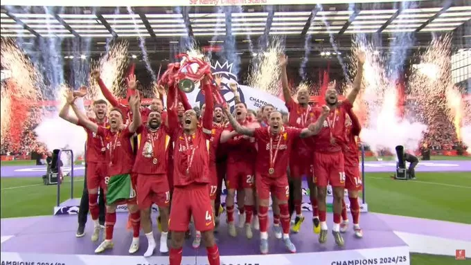 Hasil Turnamen Inggris: Liverpool Angkat Trofi, Chelsea Diterima ke Turnamen Champions