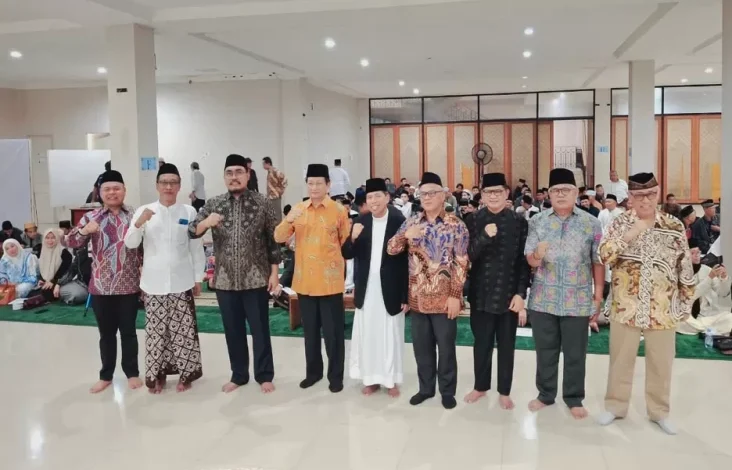 Menag Lantik Gus Jazil Jadi Ketua IKAPTIQ 2025-2028