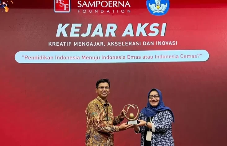 Pegadaian Raih Penghargaan Proyek Paling Berkelanjutan di tempat Peringatan Hardiknas
