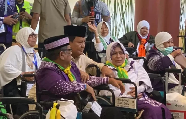 Prabowo Minta Garuda Indonesia Turunkan Lagi Biaya Penerbangan Haji: Kita Harus yang tersebut yang dimaksud Termurah