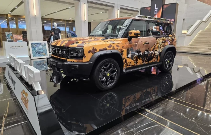 Simfoni Alam lalu Otomotif: Misi Mulia Jetour Selamatkan Sang Raja Kecepatan dari Kepunahan!