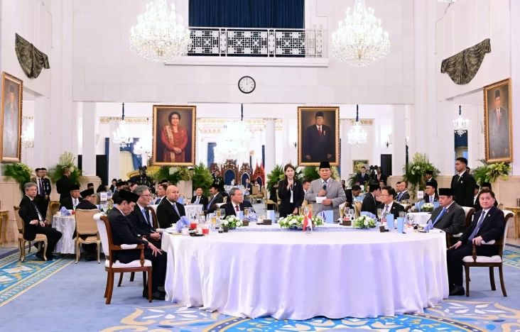 SOP Buntut hingga Wingko Babat Jadi Sajian Makan Siang Prabowo juga Li Qiang