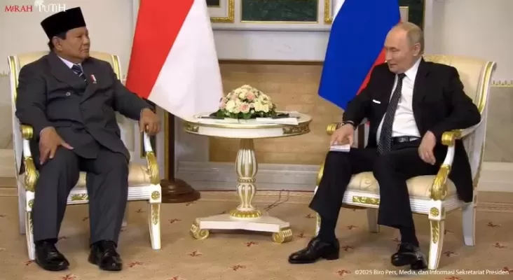 Momen Pertemuan Presiden Rusia kemudian Prabowo di dalam tempat Istana Konstantinovsky Rusia