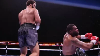 Moses Itauma 3 Kali Robohkan Mike, Memenangkan KO, Perpanjang Rekor 12-0
