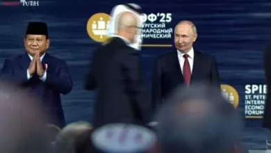 Prabowo juga Presiden Rusia Satu Panggung di dalam area Diskusi Perekonomian Rusia, Disambut Gemuruh Tepuk Tangan