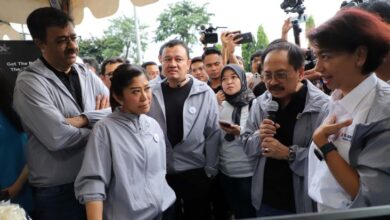 Rubah Memelihara Kandang Ayam? Wakil Menteri Komdigi Jadi Petinggi Operator Seluler, Netralitas Regulator Dipertanyakan