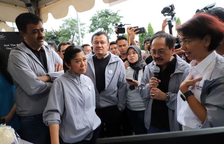 Rubah Memelihara Kandang Ayam? Wakil Menteri Komdigi Jadi Petinggi Operator Seluler, Netralitas Regulator Dipertanyakan