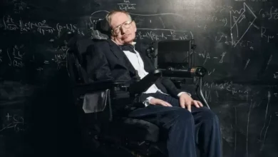 Stephen Hawking Tulis Peringatan Mengerikan sebelum Meninggal Global