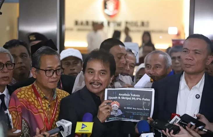 Farhat Abbas Anggap Motif Roy Suryo Cs Menuduh Ijazah Jokowi Palsu Dendam Politik
