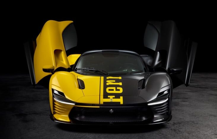 Ferrari Luncurkan Model Edisi Khusus Daytona SP3 Tailor Made