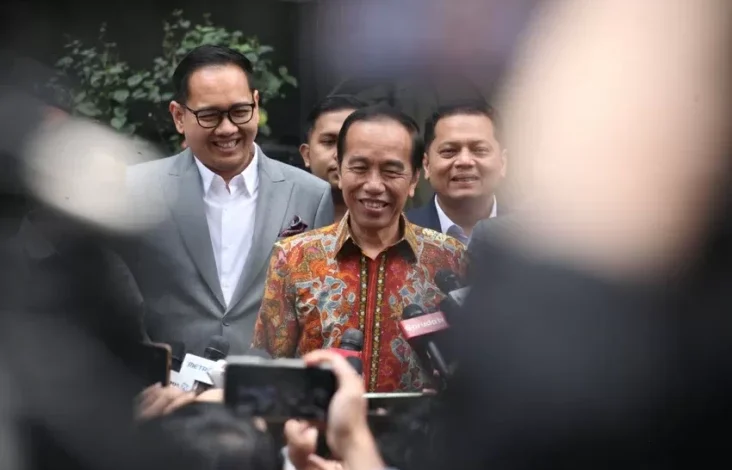 Jokowi Harus Buktikan Tuduhannya mengenai Agenda Besar Politik di dalam area Balik Isu Ijazah-Pemakzulan