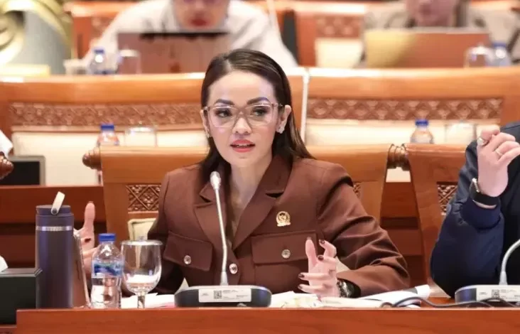 Komisi I DPR Soroti Konten Tak Pantas pada Industri Media Massa Digital, Pertanyakan Pengawasan