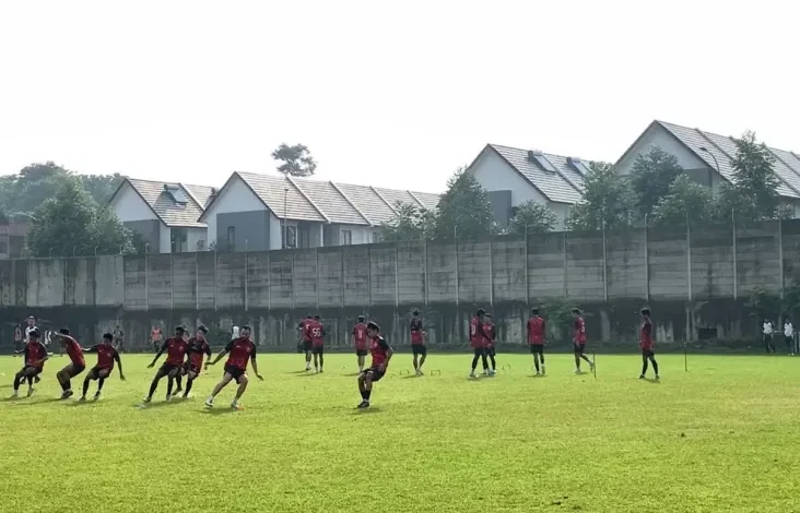 Macan Kemayoran Mengaum! Jordi Amat kemudian Rizky Ridho Santap Menu Latihan
