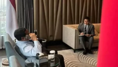 Seskab Teddy Ungkap Trump Telepon Prabowo 17 Menit, Negosiasi Alot Soal Tarif Impor