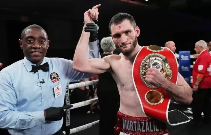 Bakhram Murtazaliev Pertahankan Gelar IBF Melawan Josh Kelly