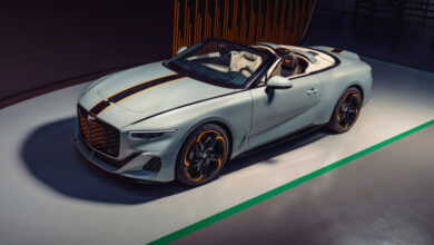 Bentley Mulliner Meluncurkan Batur Convertible Custom Pertama