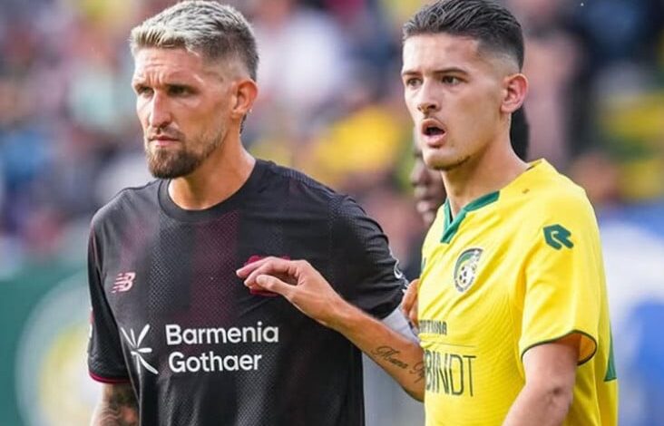 Drama di area area Eredivisie: Assist Dean James Hancurkan Debut Justin Hubner