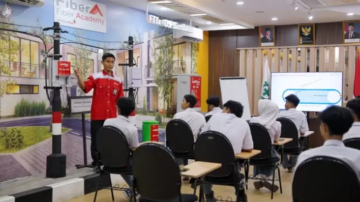 Fiber Academy Telkom Akses Luncurkan Kelas Industri Digital Bagi Siswa juga Guru