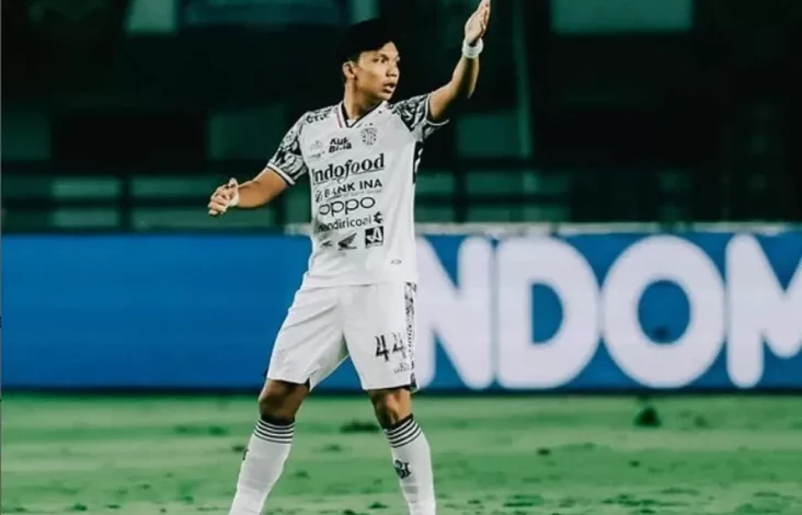 Kadek Arel Sambut Tantangan Pemain Asing: Siap Bersaing demi Tempat Utama dalam pada Bali United!