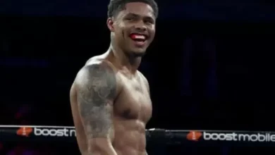 Shakur Stevenson dengan Mudah Mengalahkan Teofimo Lopez