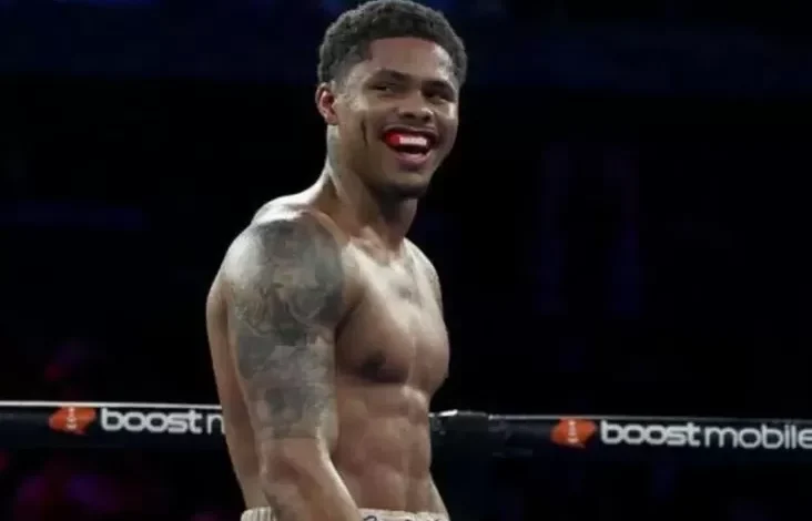 Shakur Stevenson dengan Mudah Mengalahkan Teofimo Lopez