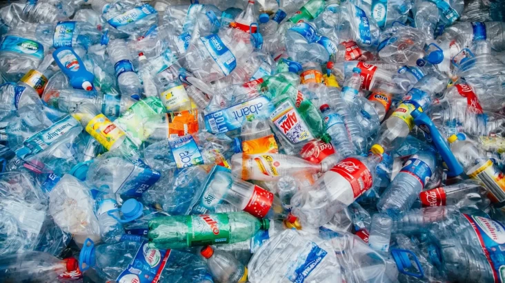 Temuan OECD: Sampah Plastik Asia Melonjak 70% pada Tahun 2050
