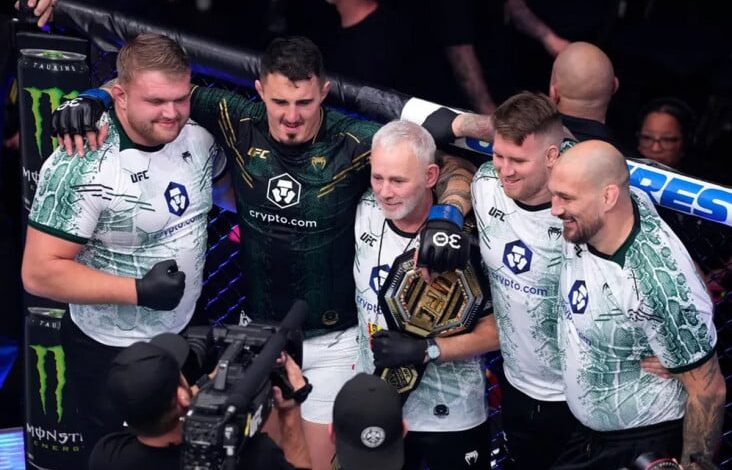 Ayah Tom Aspinal Sentil Bayaran Receh Juara Global UFC juga Ancam Pindah ke Tinju