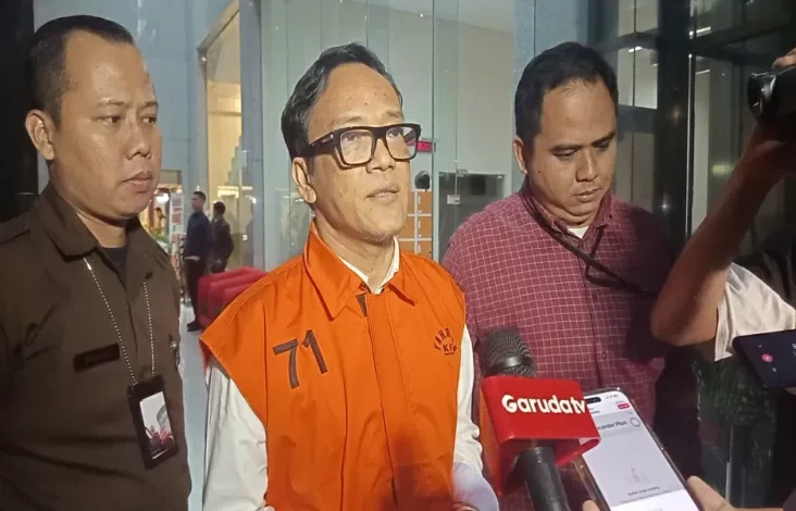 KPK Temukan 4 HP pada Plafon Rumah Mantan Wamenaker, Noel: Punya Pembantu
