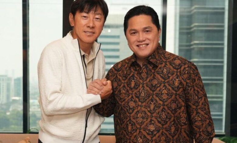 Erick Thohir minta suporter untuk “move on” dari Kluivert serta juga Shin Tae-yong