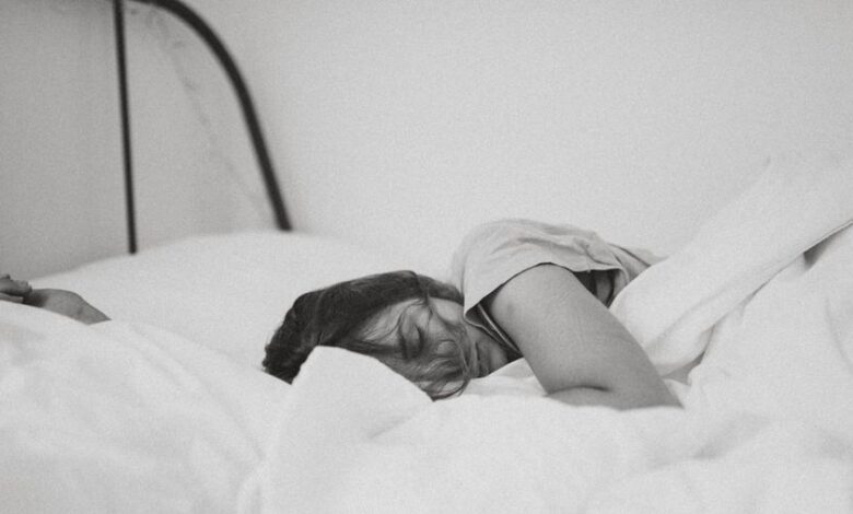 Begini Kedudukan Tidur Terbaik buat Kesehatan, Miring Kanan atau Kiri?