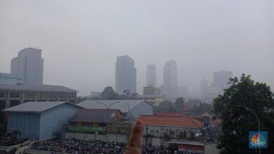 Plastik Sudah Tembus Sampai Langit Jakarta, Kok Bisa?