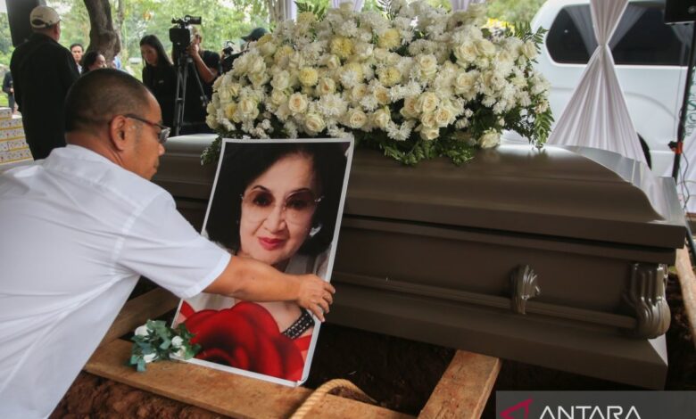 Fakta pada balik pemakaman Yurike Sanger, istri ketujuh Soekarno