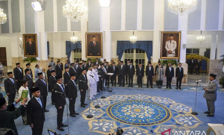 Profil Agung Gumilar, Asisten presiden bidang Analis Angka Strategis