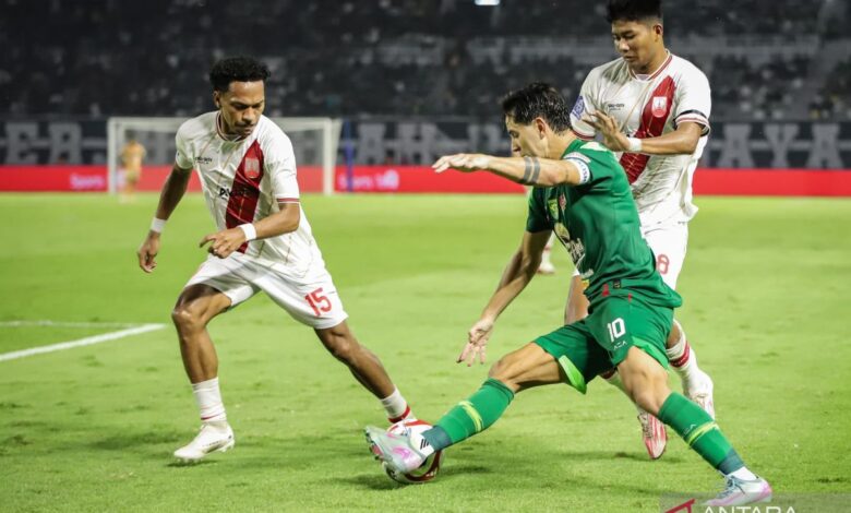 Bruno Moreira lakoni laga ke-100 dengan Persebaya