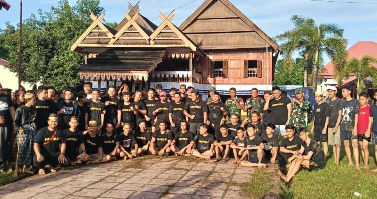Ritual Adat Budaya Mappalili Turun Sawah Musim Tanam Tahun 2025 Berlangsung ke Rumah Adat Balla Lompoa Labakkang 