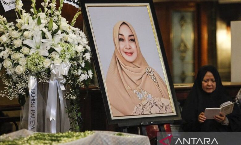 Profil istri Wiranto, Rugaiya Usman