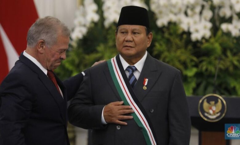 Prabowo Terima Penghargaan Tertinggi dari Kerajaan Yordania