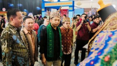 Menteri Fadli Zon Puji Kekayaan Kriya Lampung, Dorong Inovasi Industri Bisnis Kreatif