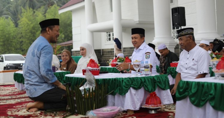 Pemkab Morowali Sambut HUT ke-26 dengan Zikir Akbar kemudian Tradisi Mesa’u Iniya yang dimaksud dimaksud Kental Kuantitas Budaya lalu juga Keagamaan
