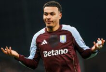 Cetak dua gol lawan United, Emery puji performa Morgan Rogers