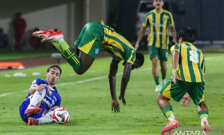 Jadwal Super League: Persib jamu PSBS, Persija tantang Madura United